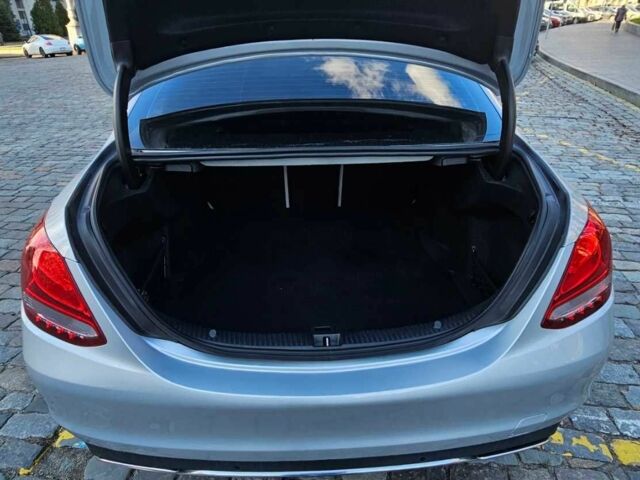 Сірий Мерседес Ц-Клас, об'ємом двигуна 2 л та пробігом 78 тис. км за 17499 $, фото 8 на Automoto.ua