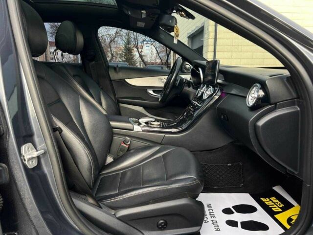 Серый Мерседес Ц-Класс, объемом двигателя 2 л и пробегом 88 тыс. км за 22000 $, фото 18 на Automoto.ua