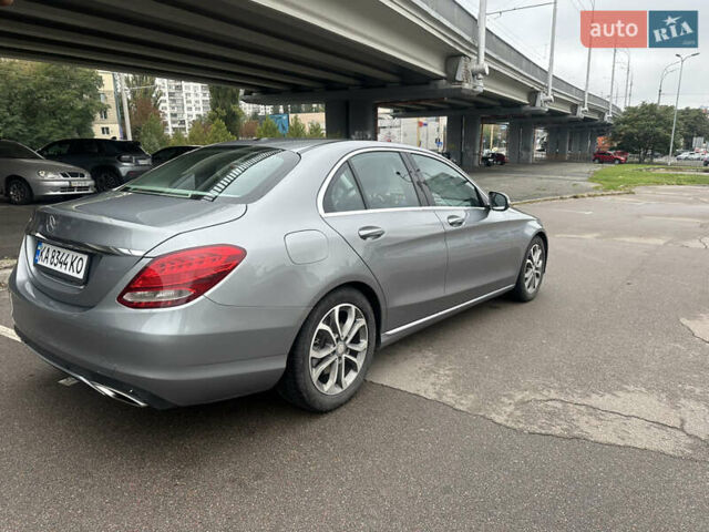 Сірий Мерседес Ц-Клас, об'ємом двигуна 1.99 л та пробігом 152 тис. км за 19000 $, фото 4 на Automoto.ua