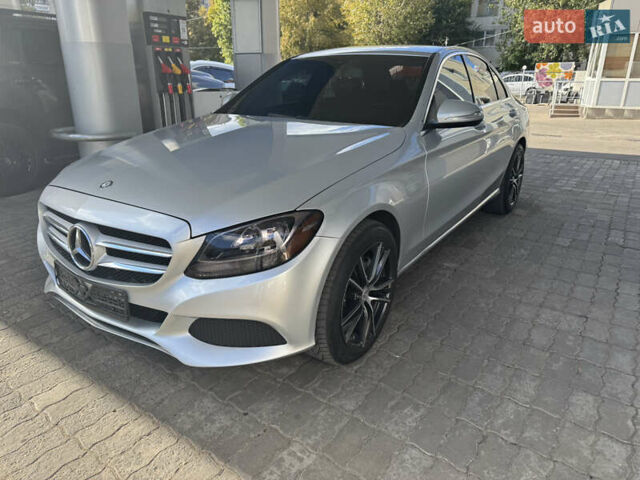 Серый Мерседес Ц-Класс, объемом двигателя 0 л и пробегом 201 тыс. км за 17500 $, фото 1 на Automoto.ua