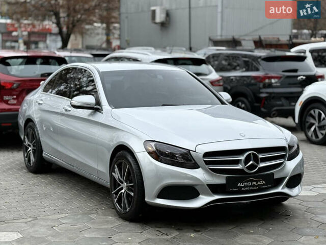 Серый Мерседес Ц-Класс, объемом двигателя 1.99 л и пробегом 200 тыс. км за 17100 $, фото 3 на Automoto.ua