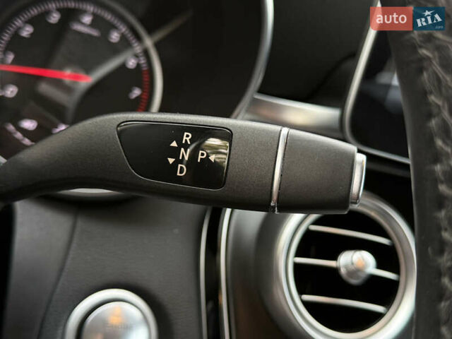 Серый Мерседес Ц-Класс, объемом двигателя 1.99 л и пробегом 200 тыс. км за 17100 $, фото 54 на Automoto.ua