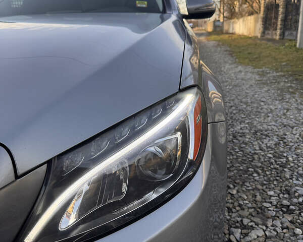 Серый Мерседес Ц-Класс, объемом двигателя 1.99 л и пробегом 150 тыс. км за 22000 $, фото 8 на Automoto.ua