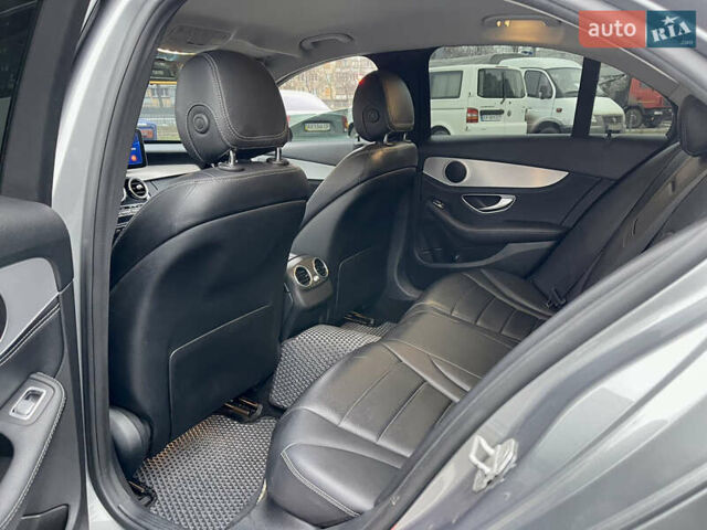 Серый Мерседес Ц-Класс, объемом двигателя 2 л и пробегом 96 тыс. км за 18900 $, фото 37 на Automoto.ua