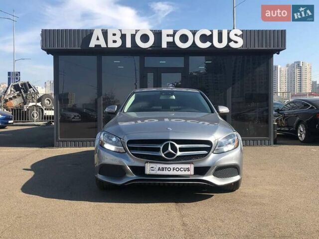 Серый Мерседес Ц-Класс, объемом двигателя 1.99 л и пробегом 150 тыс. км за 18490 $, фото 2 на Automoto.ua