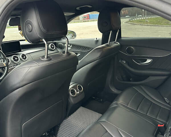 Сірий Мерседес Ц-Клас, об'ємом двигуна 1.99 л та пробігом 139 тис. км за 18500 $, фото 15 на Automoto.ua