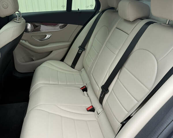 Мерседес Ц-Класс 2015 в Киеве на Automoto.ua Серый Мерседес Ц-Класс, объемом двигателя 1.99 л и пробегом 119 тыс. км за 20499 $, фото 27 на Automoto.ua