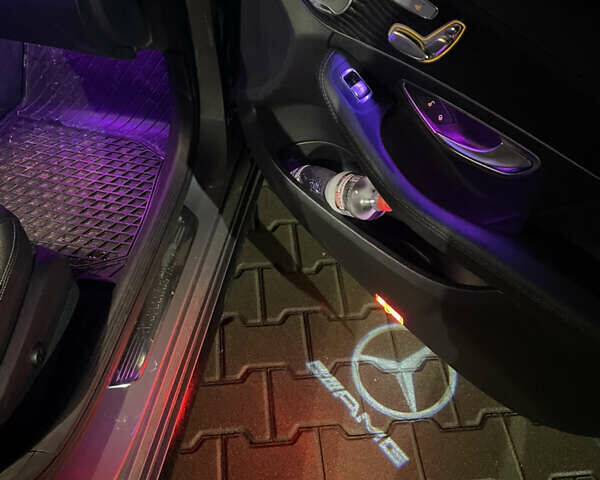 Серый Мерседес Ц-Класс, объемом двигателя 1.99 л и пробегом 156 тыс. км за 19700 $, фото 15 на Automoto.ua