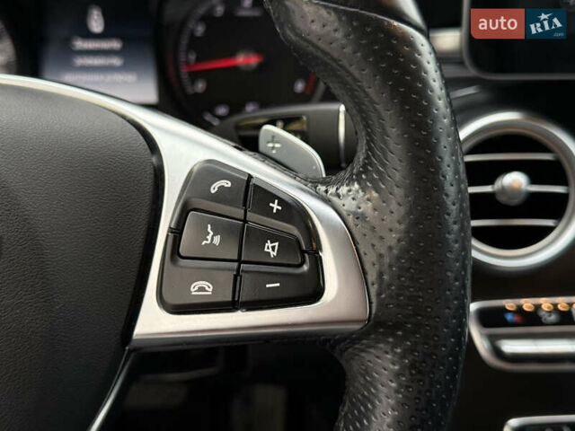 Серый Мерседес Ц-Класс, объемом двигателя 1.99 л и пробегом 200 тыс. км за 17100 $, фото 53 на Automoto.ua