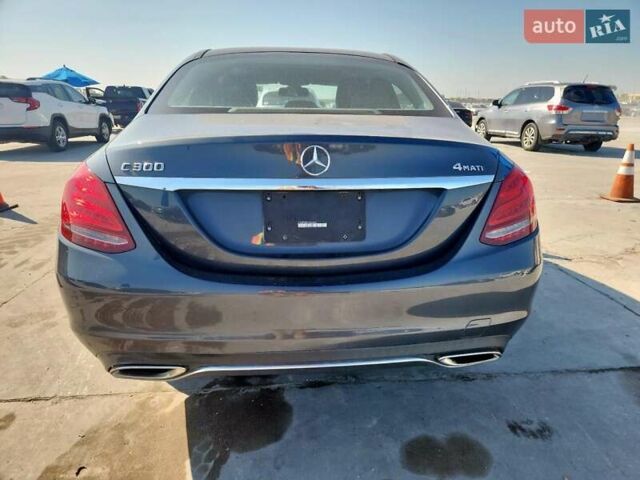 Сірий Мерседес Ц-Клас, об'ємом двигуна 2 л та пробігом 57 тис. км за 3500 $, фото 5 на Automoto.ua