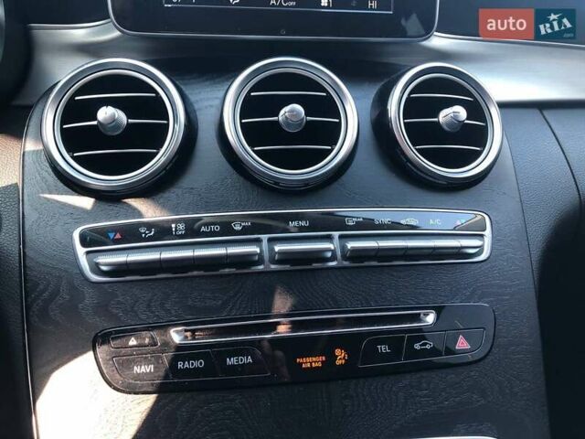 Серый Мерседес Ц-Класс, объемом двигателя 1.99 л и пробегом 150 тыс. км за 18490 $, фото 24 на Automoto.ua