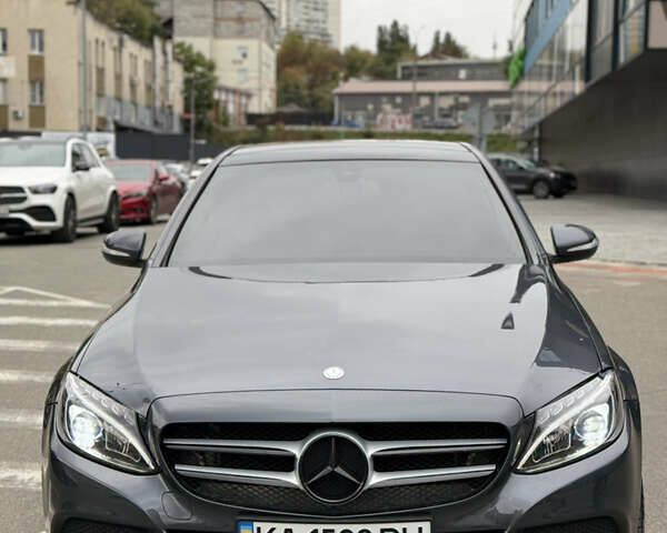 Мерседес Ц-Класс 2015 в Киеве на Automoto.ua Серый Мерседес Ц-Класс, объемом двигателя 1.99 л и пробегом 119 тыс. км за 20499 $, фото 9 на Automoto.ua