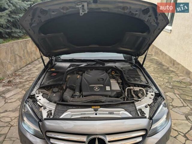 Серый Мерседес Ц-Класс, объемом двигателя 1.99 л и пробегом 153 тыс. км за 18000 $, фото 11 на Automoto.ua