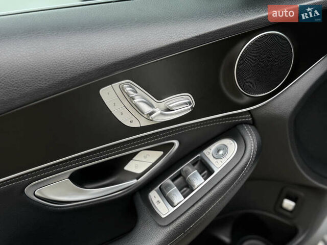 Серый Мерседес Ц-Класс, объемом двигателя 1.99 л и пробегом 200 тыс. км за 17100 $, фото 50 на Automoto.ua