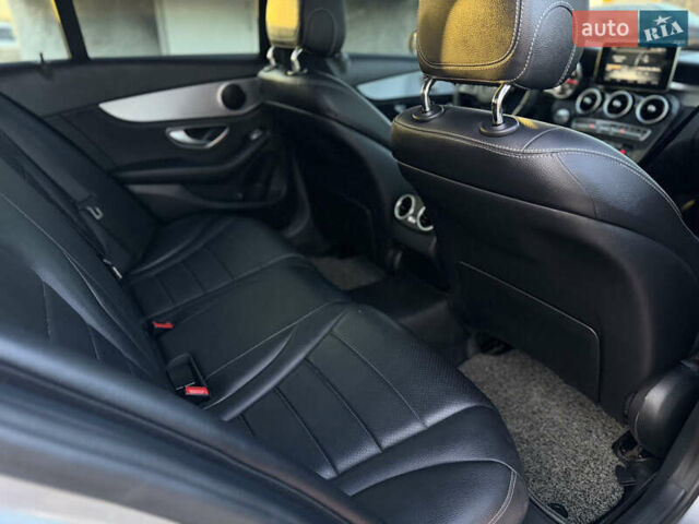 Серый Мерседес Ц-Класс, объемом двигателя 1.6 л и пробегом 101 тыс. км за 21000 $, фото 44 на Automoto.ua