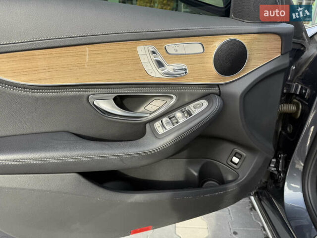 Серый Мерседес Ц-Класс, объемом двигателя 1.6 л и пробегом 88 тыс. км за 22999 $, фото 39 на Automoto.ua