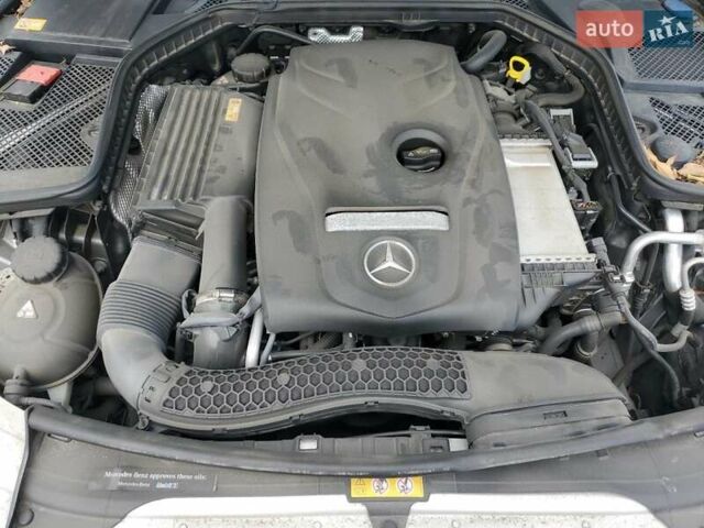 Серый Мерседес Ц-Класс, объемом двигателя 2 л и пробегом 63 тыс. км за 3000 $, фото 10 на Automoto.ua