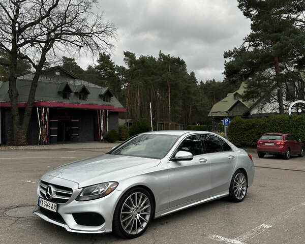 Сірий Мерседес Ц-Клас, об'ємом двигуна 1.99 л та пробігом 139 тис. км за 18500 $, фото 2 на Automoto.ua