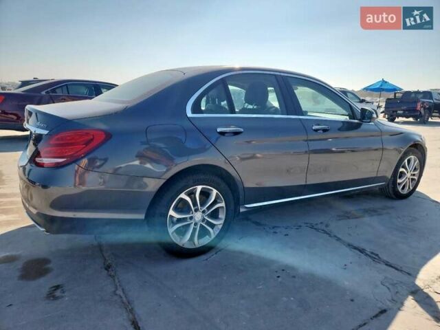 Сірий Мерседес Ц-Клас, об'ємом двигуна 2 л та пробігом 57 тис. км за 3500 $, фото 2 на Automoto.ua