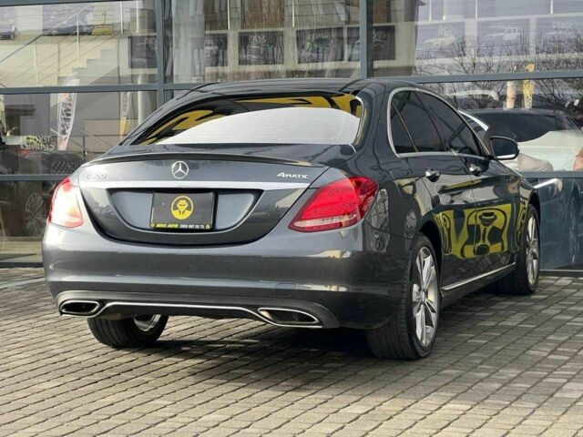 Серый Мерседес Ц-Класс, объемом двигателя 2 л и пробегом 88 тыс. км за 22000 $, фото 6 на Automoto.ua