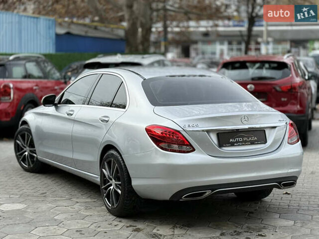 Серый Мерседес Ц-Класс, объемом двигателя 1.99 л и пробегом 200 тыс. км за 17100 $, фото 32 на Automoto.ua