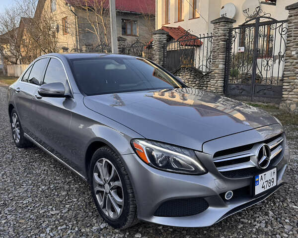 Серый Мерседес Ц-Класс, объемом двигателя 1.99 л и пробегом 150 тыс. км за 22000 $, фото 5 на Automoto.ua