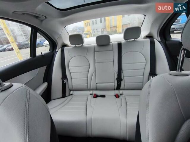 Серый Мерседес Ц-Класс, объемом двигателя 2 л и пробегом 157 тыс. км за 19500 $, фото 14 на Automoto.ua