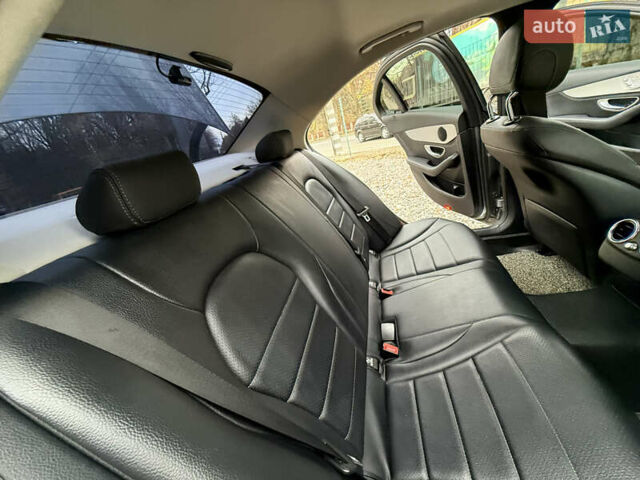 Серый Мерседес Ц-Класс, объемом двигателя 2.14 л и пробегом 100 тыс. км за 22599 $, фото 35 на Automoto.ua