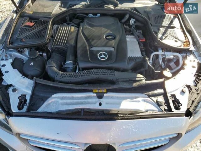 Сірий Мерседес Ц-Клас, об'ємом двигуна 2 л та пробігом 136 тис. км за 3000 $, фото 10 на Automoto.ua