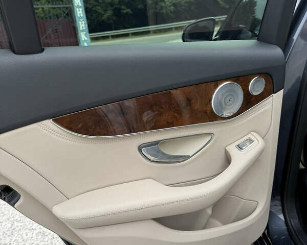 Мерседес Ц-Класс 2015 в Киеве на Automoto.ua Серый Мерседес Ц-Класс, объемом двигателя 1.99 л и пробегом 119 тыс. км за 20499 $, фото 25 на Automoto.ua