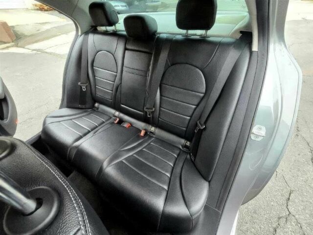 Сірий Мерседес Ц-Клас, об'ємом двигуна 2 л та пробігом 74 тис. км за 7800 $, фото 11 на Automoto.ua