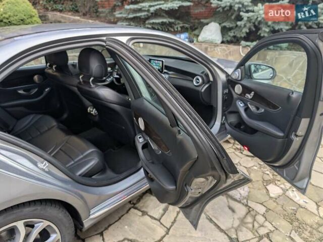 Серый Мерседес Ц-Класс, объемом двигателя 1.99 л и пробегом 153 тыс. км за 18000 $, фото 18 на Automoto.ua