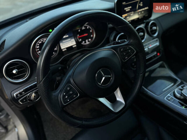 Серый Мерседес Ц-Класс, объемом двигателя 1.6 л и пробегом 101 тыс. км за 21000 $, фото 38 на Automoto.ua