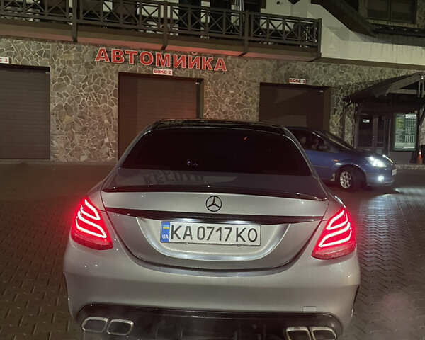 Серый Мерседес Ц-Класс, объемом двигателя 1.99 л и пробегом 156 тыс. км за 19700 $, фото 6 на Automoto.ua