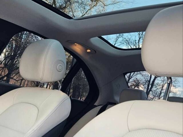 Сірий Мерседес Ц-Клас, об'ємом двигуна 2 л та пробігом 78 тис. км за 17499 $, фото 10 на Automoto.ua