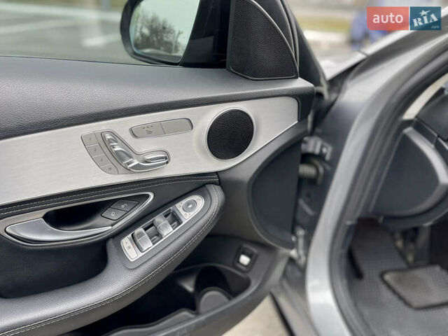 Серый Мерседес Ц-Класс, объемом двигателя 2 л и пробегом 96 тыс. км за 18900 $, фото 23 на Automoto.ua