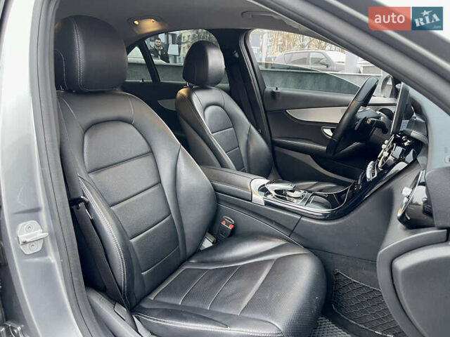 Серый Мерседес Ц-Класс, объемом двигателя 2 л и пробегом 96 тыс. км за 18900 $, фото 42 на Automoto.ua