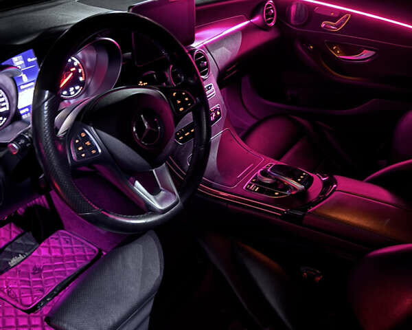 Сірий Мерседес Ц-Клас, об'ємом двигуна 1.99 л та пробігом 193 тис. км за 19900 $, фото 21 на Automoto.ua