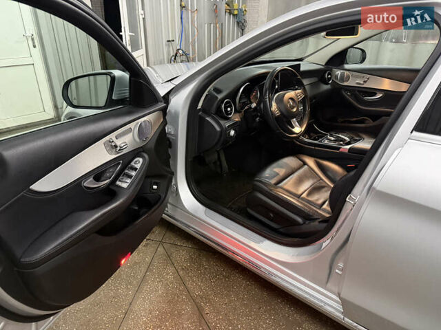 Сірий Мерседес Ц-Клас, об'ємом двигуна 1.99 л та пробігом 90 тис. км за 18000 $, фото 2 на Automoto.ua