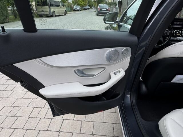 Сірий Мерседес Ц-Клас, об'ємом двигуна 2 л та пробігом 200 тис. км за 18800 $, фото 18 на Automoto.ua