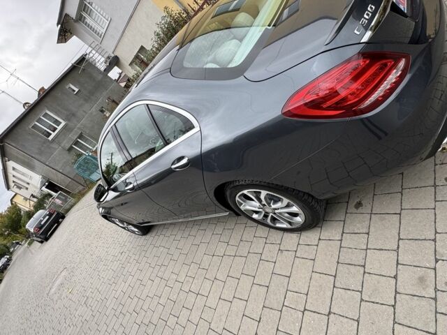 Сірий Мерседес Ц-Клас, об'ємом двигуна 2 л та пробігом 200 тис. км за 18800 $, фото 6 на Automoto.ua