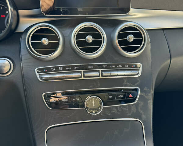 Сірий Мерседес Ц-Клас, об'ємом двигуна 1.99 л та пробігом 113 тис. км за 21000 $, фото 14 на Automoto.ua