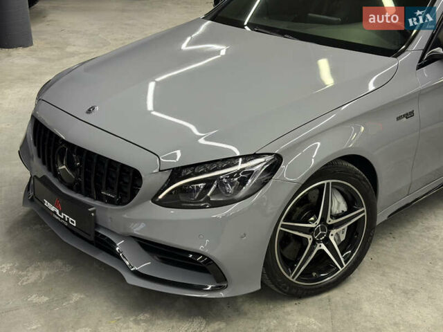 Сірий Мерседес Ц-Клас, об'ємом двигуна 3 л та пробігом 122 тис. км за 29900 $, фото 7 на Automoto.ua