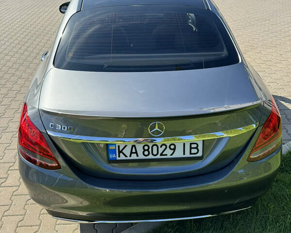 Сірий Мерседес Ц-Клас, об'ємом двигуна 1.99 л та пробігом 113 тис. км за 21000 $, фото 6 на Automoto.ua