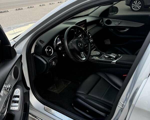 Серый Мерседес Ц-Класс, объемом двигателя 2.14 л и пробегом 187 тыс. км за 24500 $, фото 19 на Automoto.ua