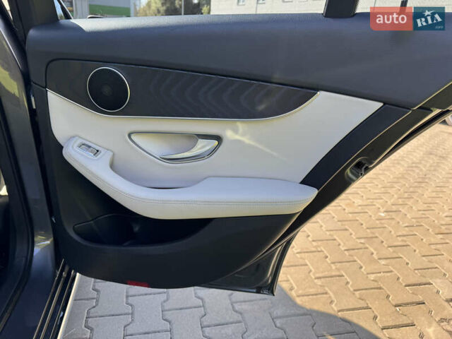 Сірий Мерседес Ц-Клас, об'ємом двигуна 1.99 л та пробігом 113 тис. км за 21000 $, фото 22 на Automoto.ua