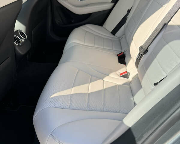 Сірий Мерседес Ц-Клас, об'ємом двигуна 1.99 л та пробігом 113 тис. км за 21000 $, фото 19 на Automoto.ua