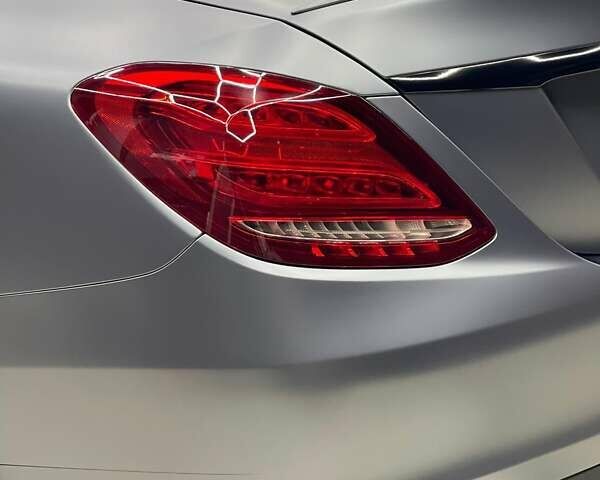 Серый Мерседес Ц-Класс, объемом двигателя 1.99 л и пробегом 109 тыс. км за 25000 $, фото 10 на Automoto.ua