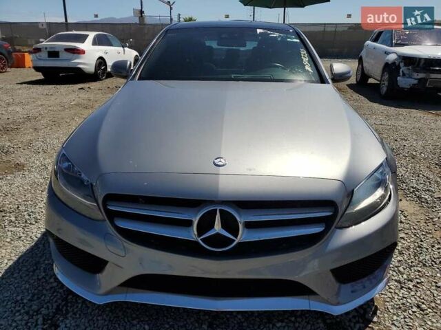 Сірий Мерседес Ц-Клас, об'ємом двигуна 2 л та пробігом 69 тис. км за 3500 $, фото 4 на Automoto.ua