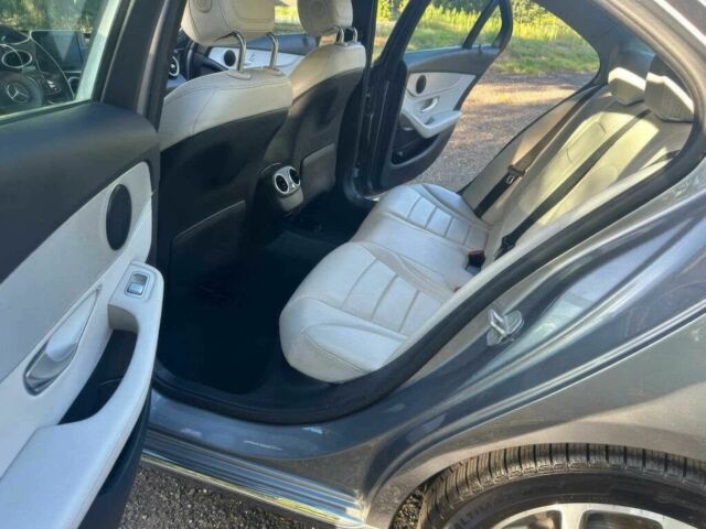 Серый Мерседес Ц-Класс, объемом двигателя 2 л и пробегом 76 тыс. км за 13200 $, фото 13 на Automoto.ua